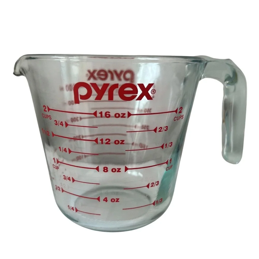Pyrex 2 Cup Glass Measuring Cup 500ml 16oz Red Lettering Clear Glass Vintage